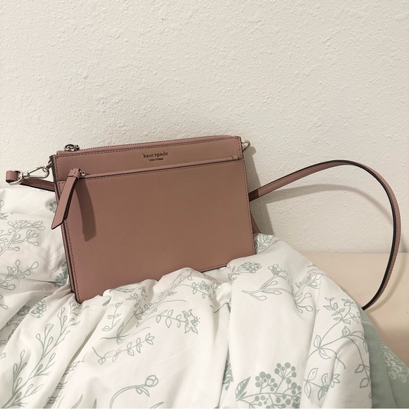 kate spade Handbags - kate spade - crossbody